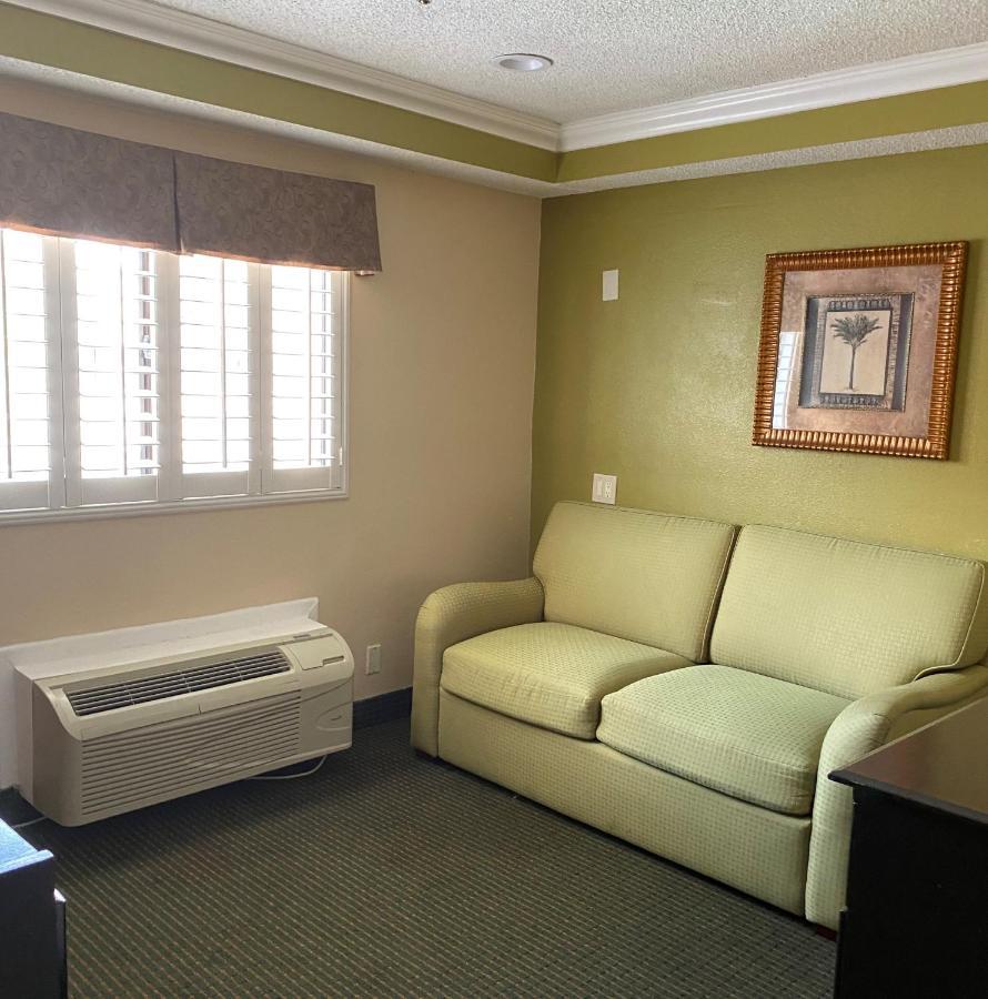 Travelodge By Wyndham Chatsworth Los Angeles Exterior foto