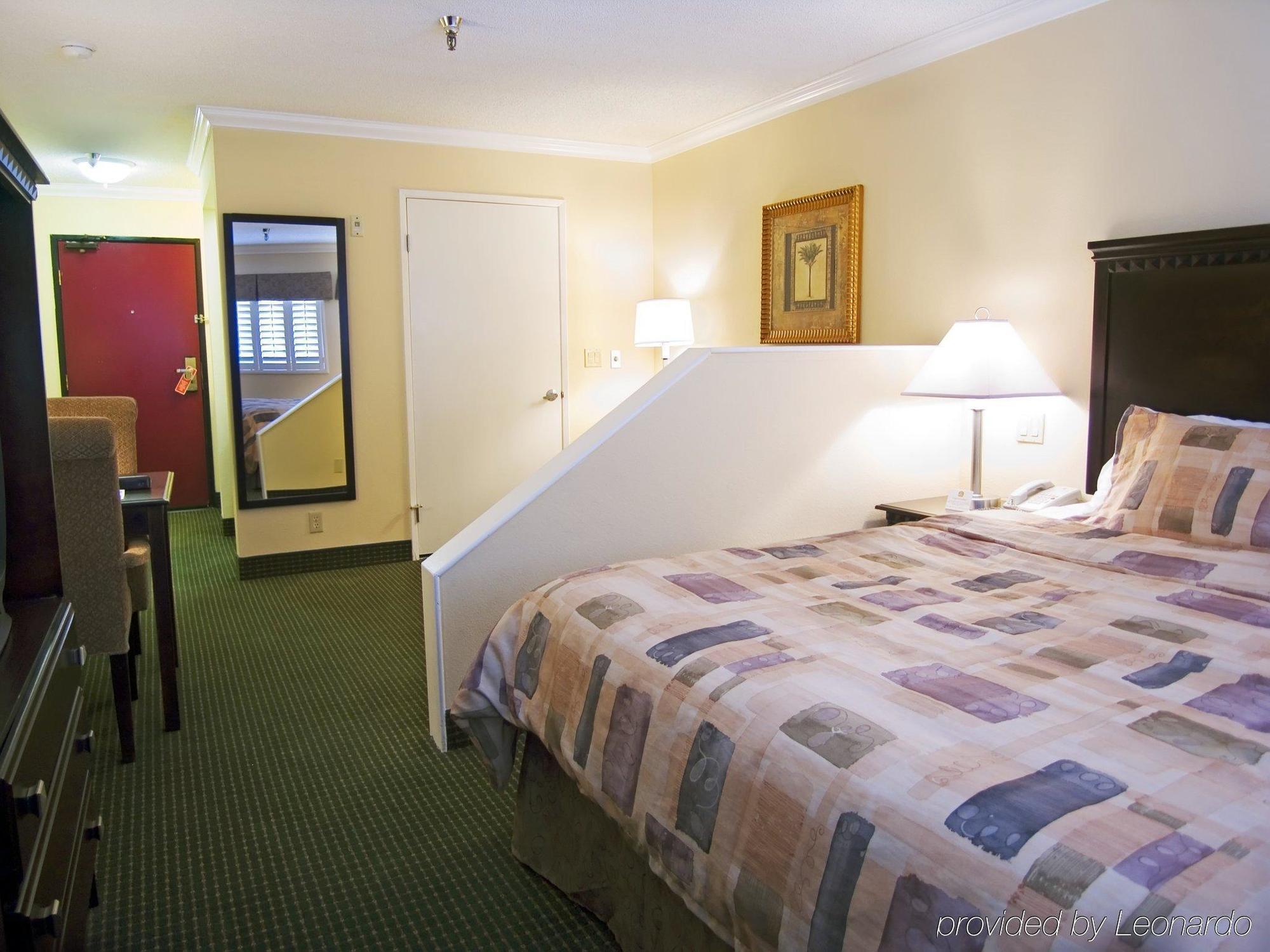 Travelodge By Wyndham Chatsworth Los Angeles Exterior foto